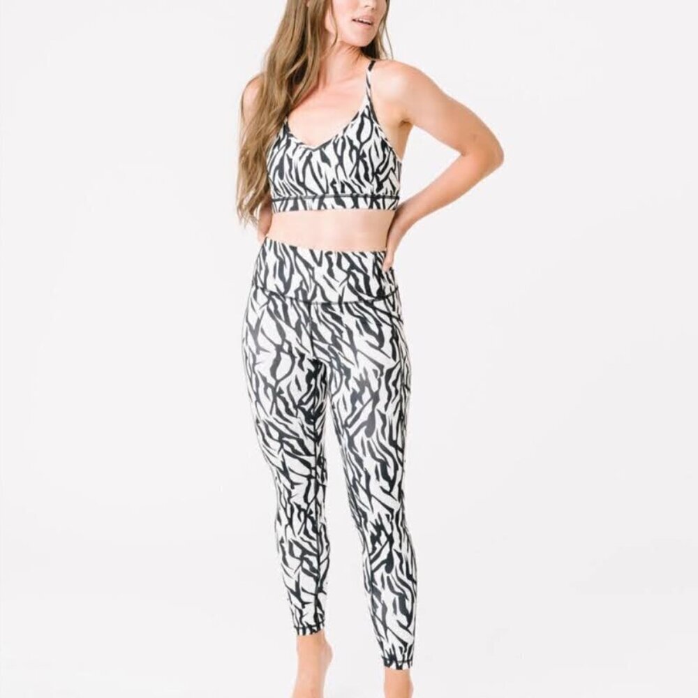 Zyia Active Safari Pocket Brilliant Leggings